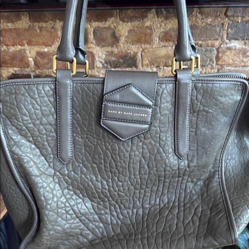 Marc by Marc Jacobs Gray Leather Tote Bag